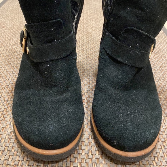 Tommy Hilfiger 7 Black Faux Suede Boots - Picture 4 of 12